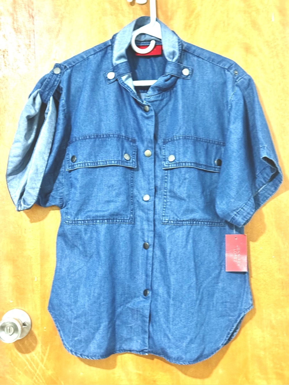 Jennifer Lopez, Blue Denim Short-Sleeve, NWT, Button-Front Shirt, XS, P2P:18” - Picture 2 of 6